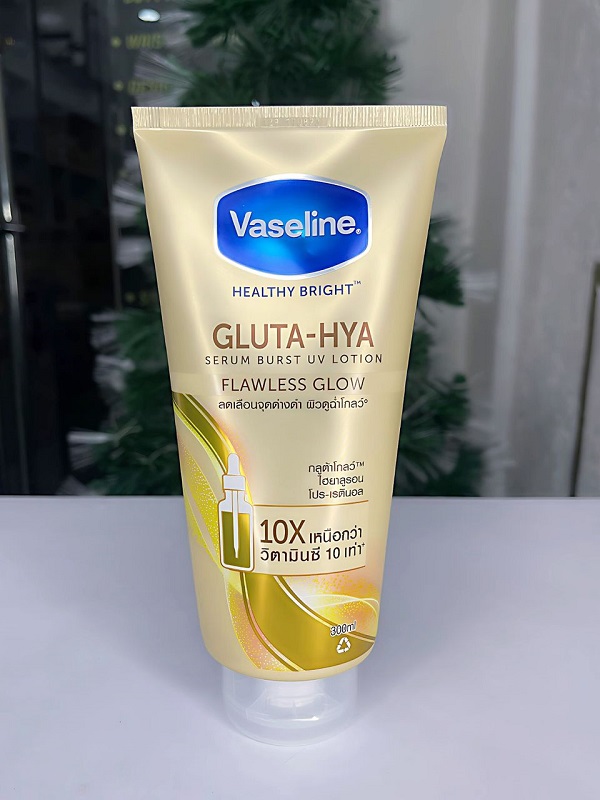 Vaseline Gluta-Hya Serum Burst Lotion Flawless Glow