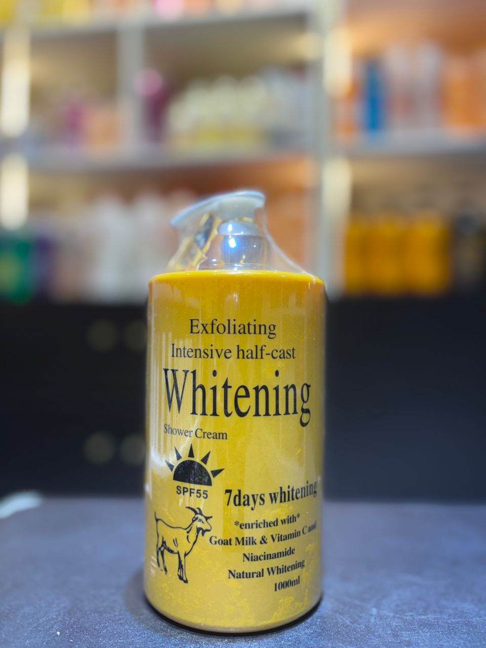 Exfoliting Intensive half-cast Whitening Shower Cream (Wholesale)